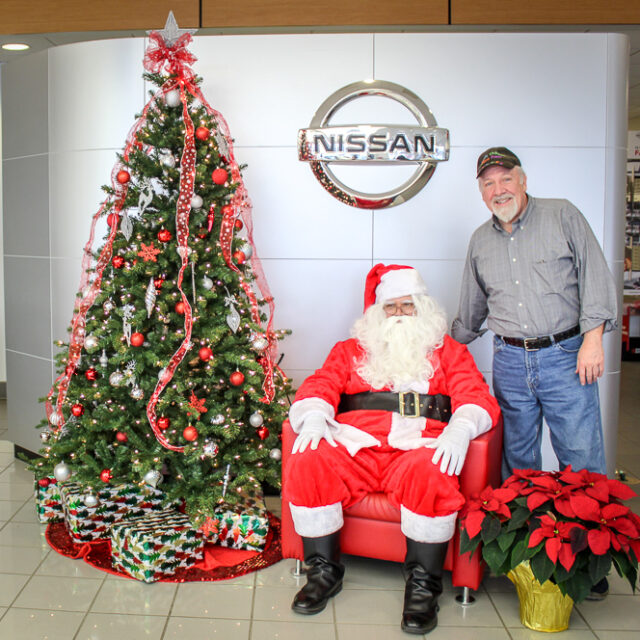 Families enjoying Tri-State Nissan Meet Santa 2018 event