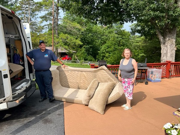 Helping a Front Royal Neighbor in Need